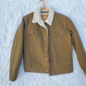 Sherpa-lined Levi-Strauss Jacket